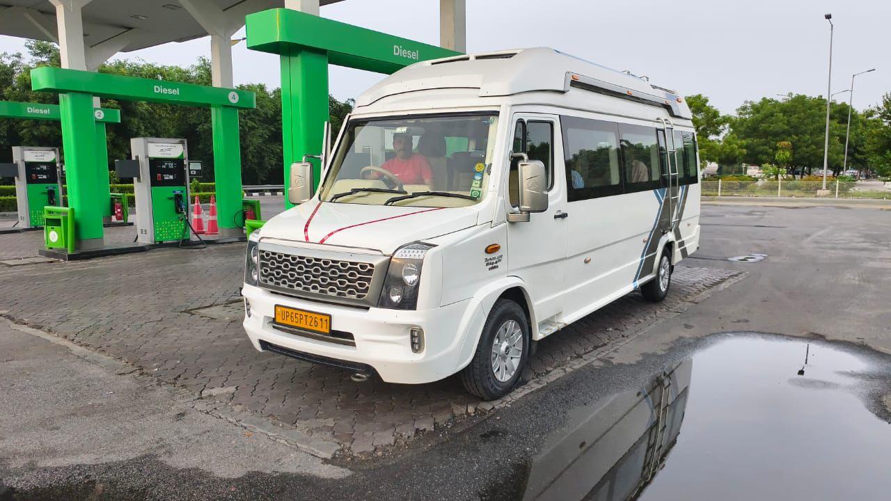 Tempotraveller Side White