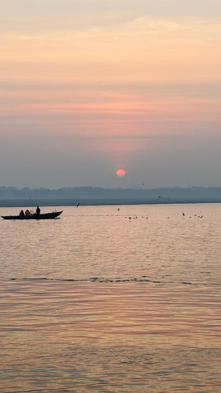 A beautiful sunrise boat ride on the Ganges river